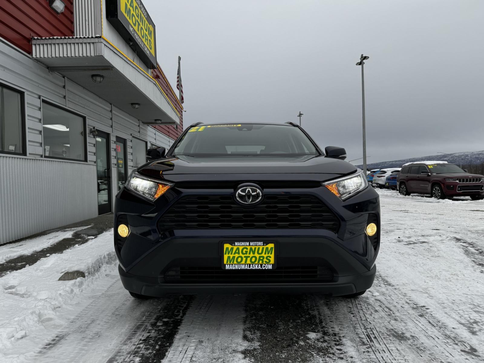 2021 Blue /BLACK Toyota RAV4 XLE Sport (2T3P1RFV4MW) with an 2.5L 4-Cylinder engine, 8A transmission, located at 1960 Industrial Drive, Wasilla, 99654, (907) 376-5555, 61.573475, -149.400146 - Photo #8